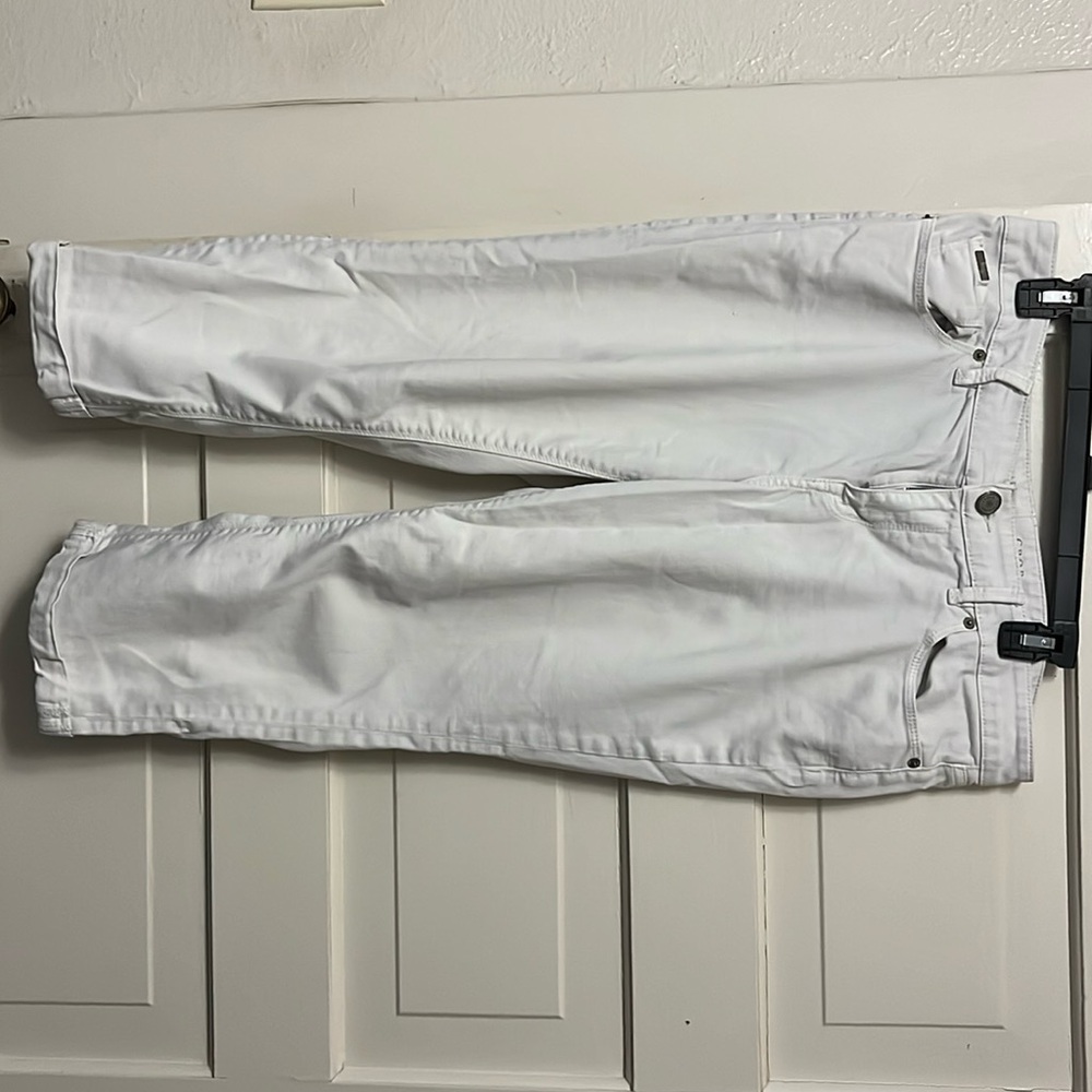 Women’s crop denim